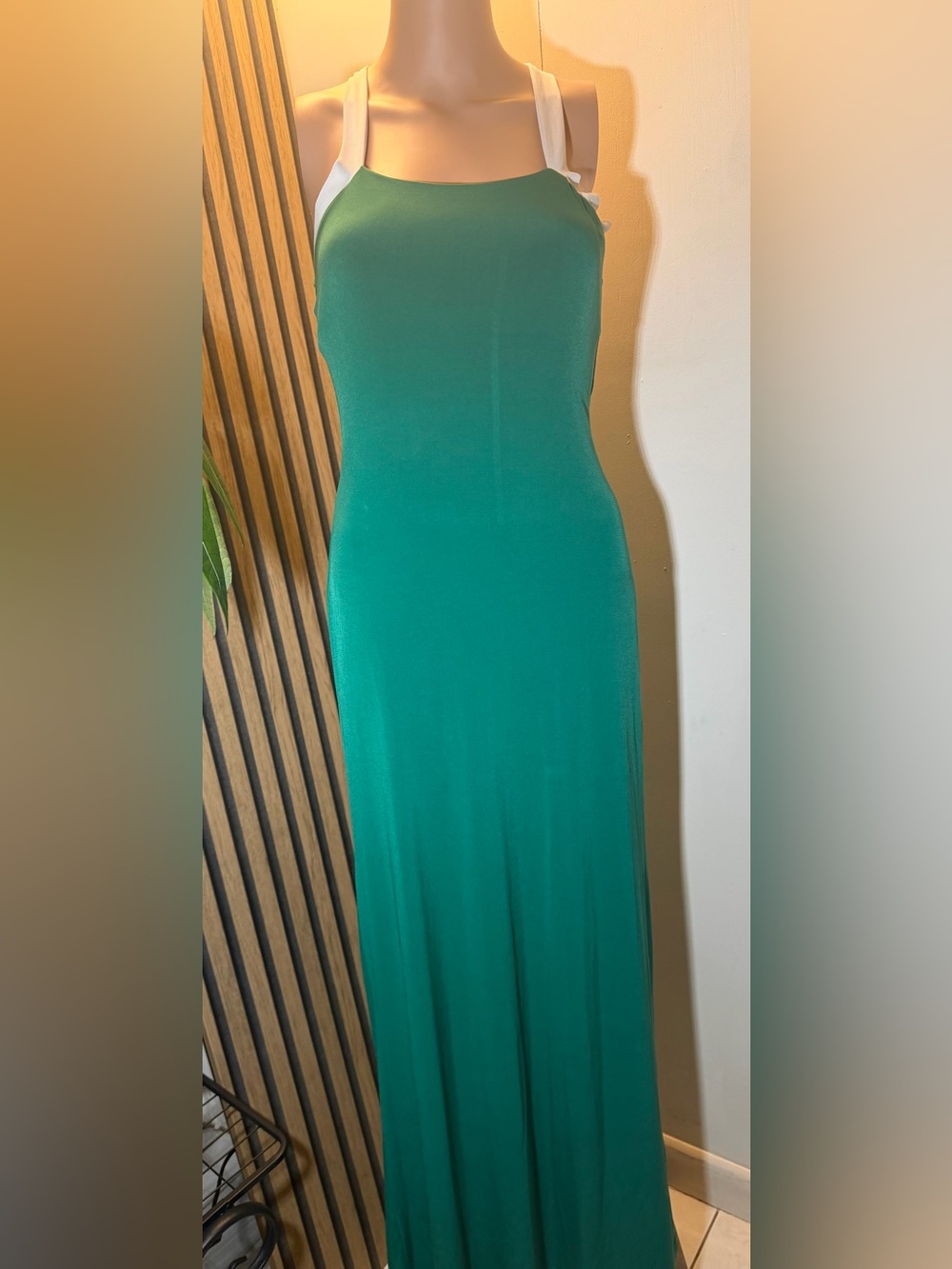 VENUS Green Maxi Dress with White Crossover Straps size xs - Picture 4 of 5